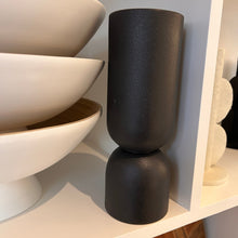 Load image into Gallery viewer, Cotswold slimline pot- 23cm