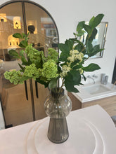 Load image into Gallery viewer, Artificial green skimmia - Bunch of all 6 stems