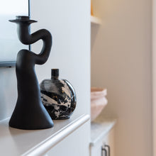 Load image into Gallery viewer, Swirl Candle Holder