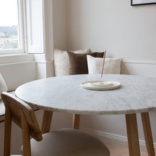 Load image into Gallery viewer, 30cm concrete ‘Plate’ - White