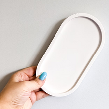 Load image into Gallery viewer, White Oval Concrete Trinket Display Tray