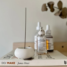 Load image into Gallery viewer, Round Incense Holder- Grey