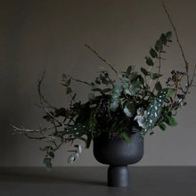 Load image into Gallery viewer, Cheltenham flower pot- 20 cm
