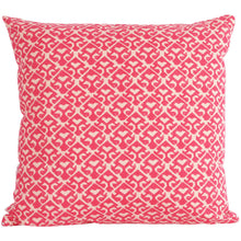 Load image into Gallery viewer, Square Cushion Parga Magenta
